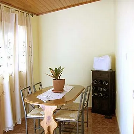 F4239 Casa La Bodeguilla Apartment *